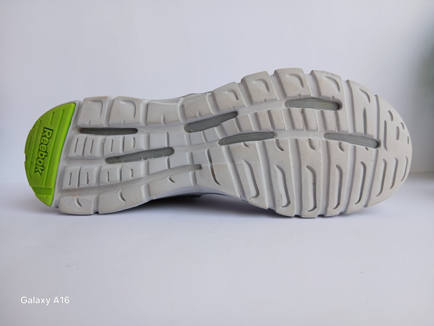 Reebok Dual Compound Shoe - Euro Size 42