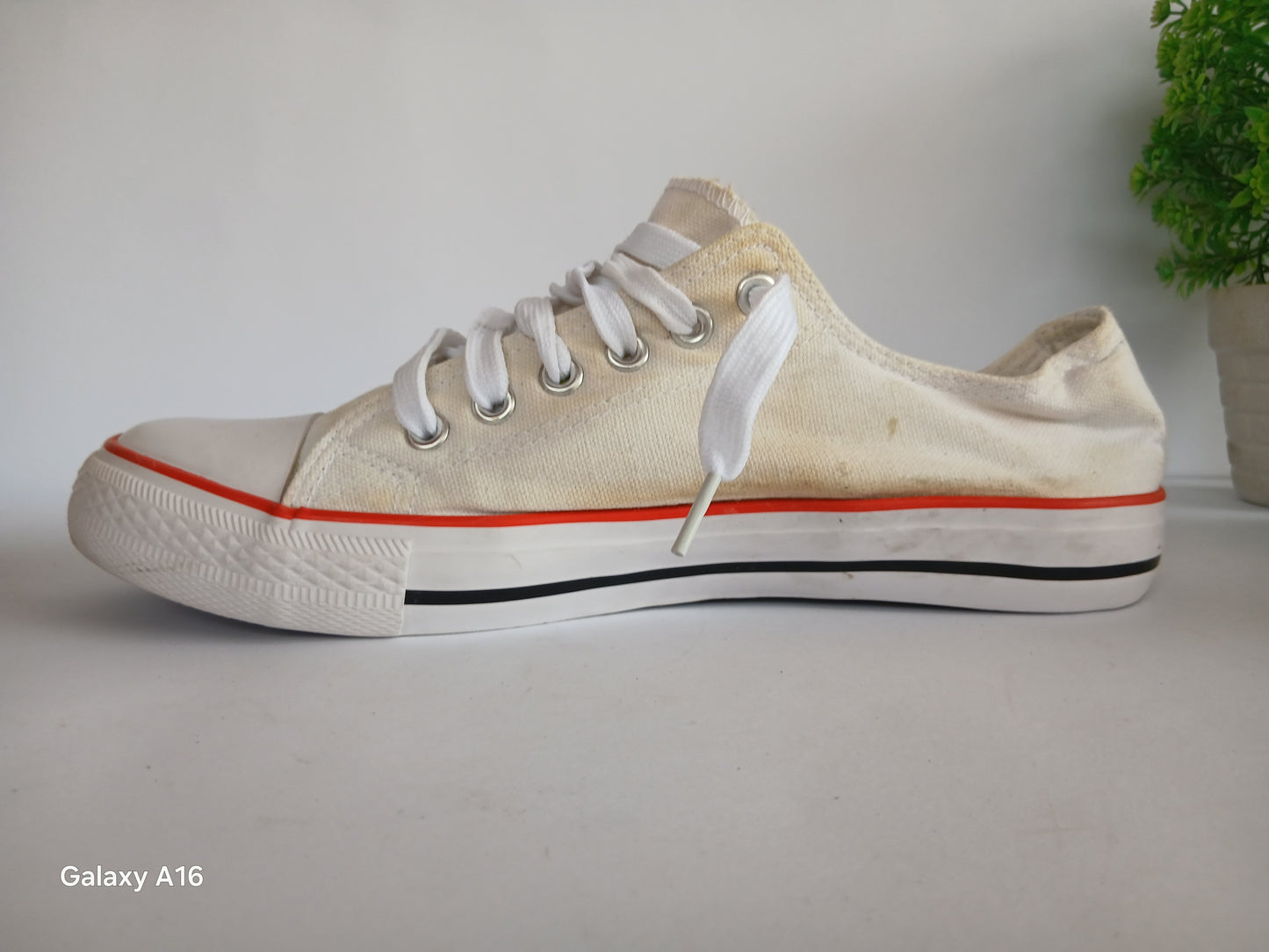 Kenneth Causal Sneakers - EUR Size 42