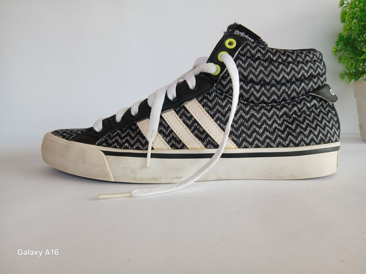 Adidas Neo Shoe - EUR Size 38