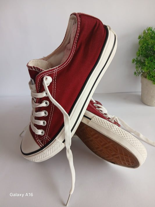 Kenneth Casual Sneakers - EUR Size 42