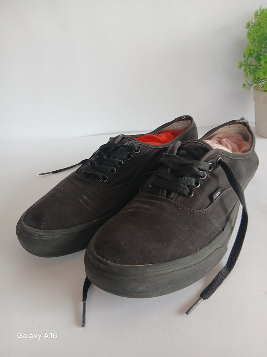Vans Shoe - EUR Size 43