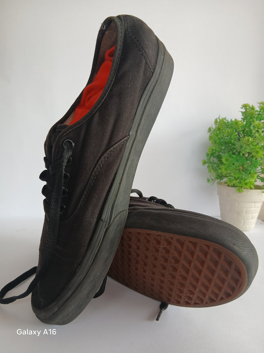 Vans Shoe - EUR Size 43